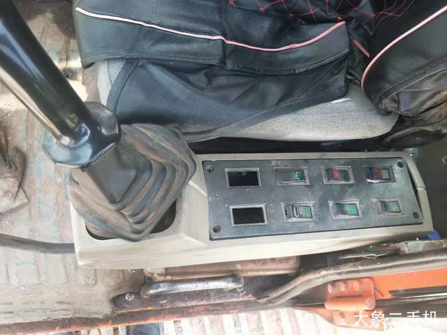 斗山 DH225LC-7 挖掘机