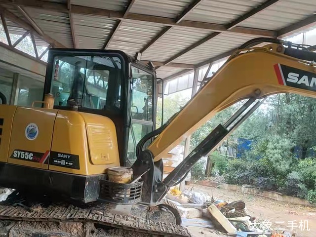 三一重工 SY55C 挖掘机