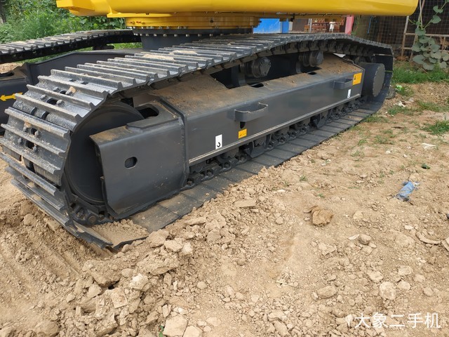 利勃海尔 LR1400/2-W 挖掘机