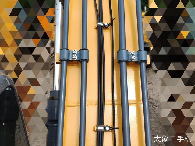 徐工 XE200D 挖掘机