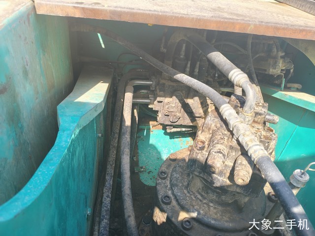 神钢 SK350LC-8 挖掘机