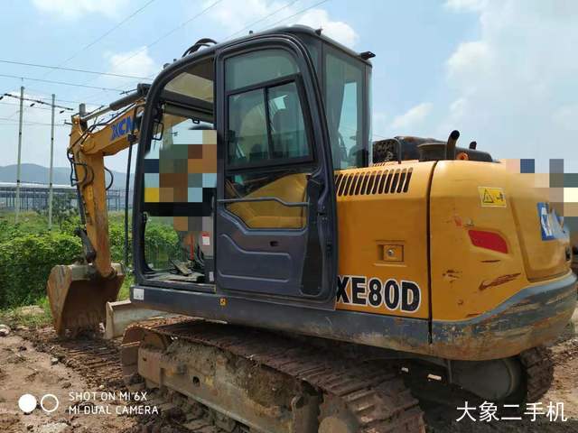 徐工 XE75D 挖掘机