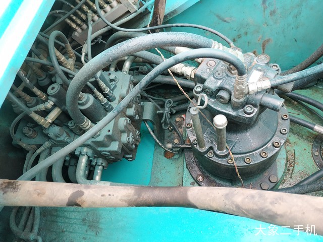 神钢 SK250-8 挖掘机