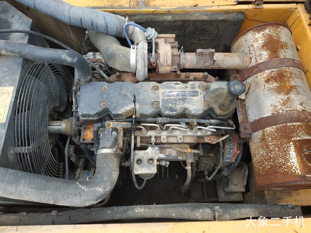 现代 R305LC-9 挖掘机