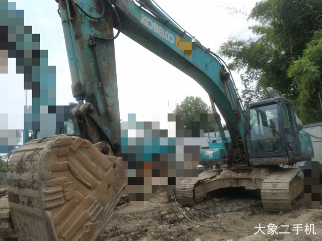 神钢 SK250-8 挖掘机