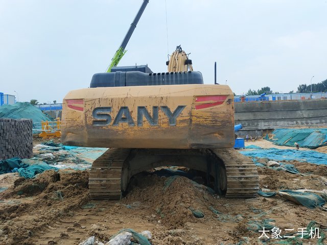 三一重工 SY245H 挖掘机