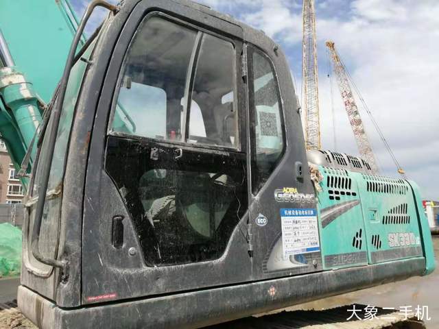 神钢 SK260 挖掘机