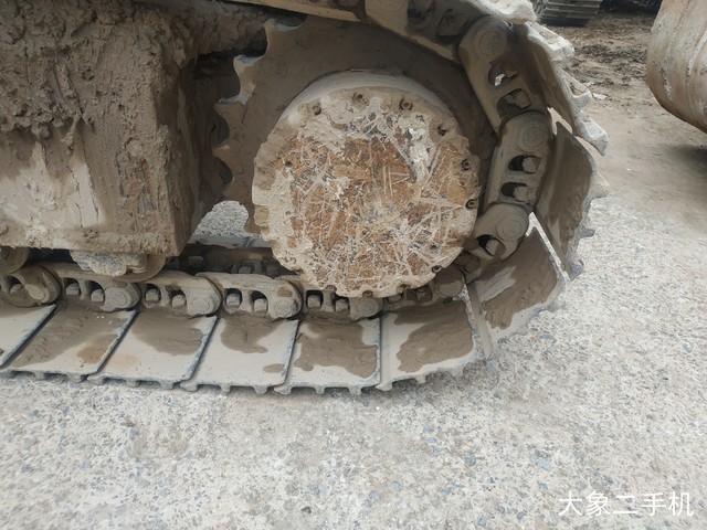 三一重工 SY215C-9 挖掘机