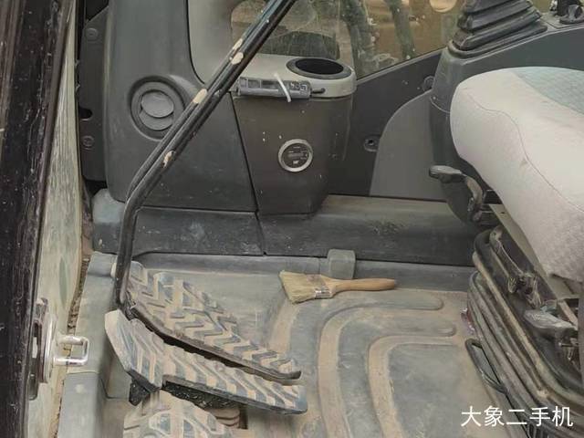 卡特彼勒 323D液压 挖掘机