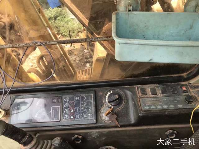 加藤 HD820LC-II 挖掘机