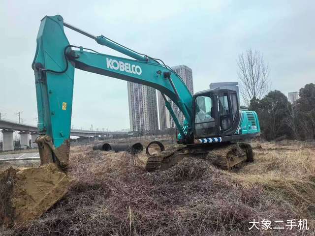 神钢 SK200-10 挖掘机