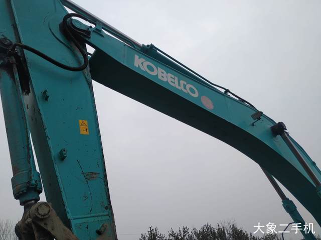 神钢 SK350LC-8 挖掘机