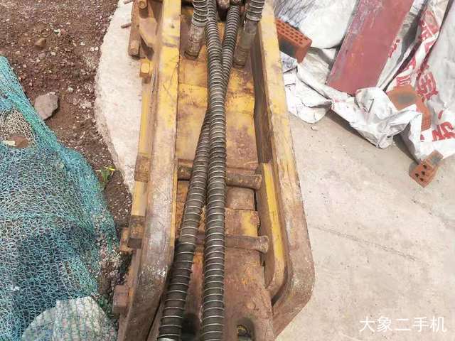 徐工 XE135D 挖掘机