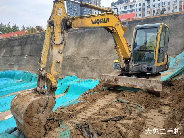 沃得重工 W260-7 挖掘机