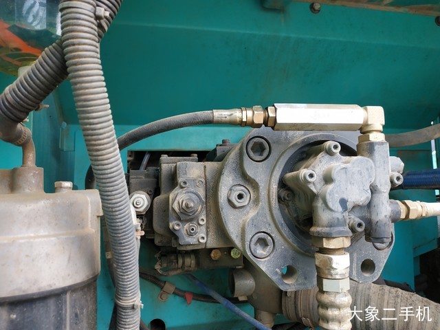 神钢 SK260LC-8 挖掘机