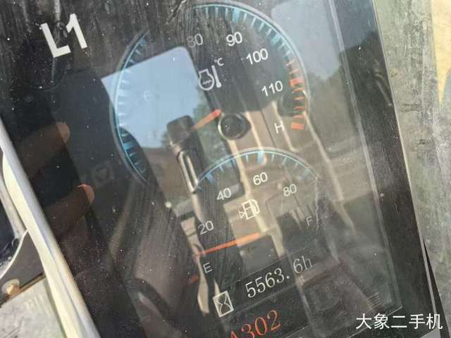 徐工 XE150 挖掘机