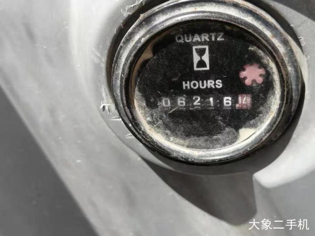 神钢 SK260 挖掘机