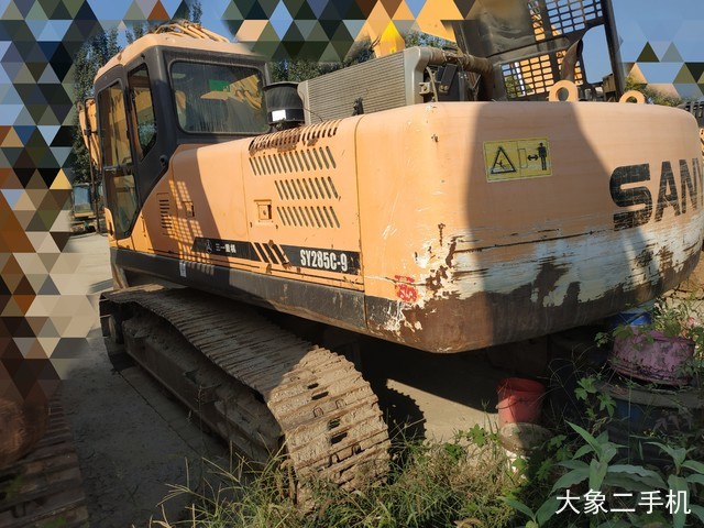 三一重工 SY285C 挖掘机
