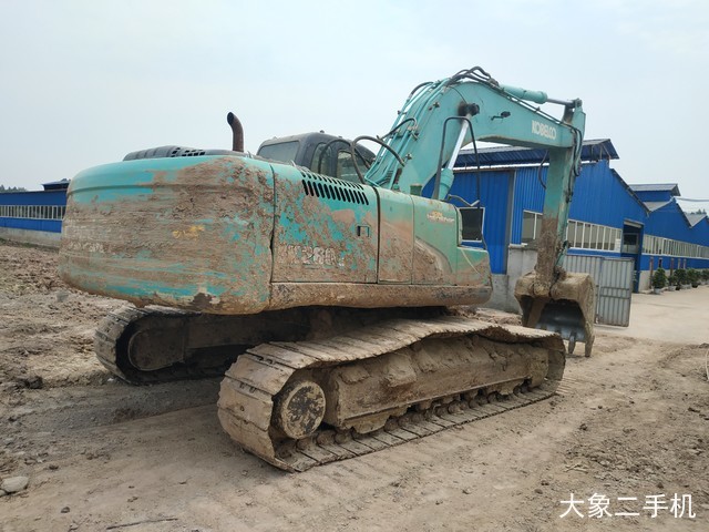 神钢 SK260LC-8 挖掘机