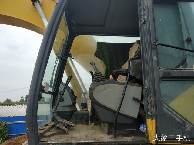 住友 SH210-5 挖掘机