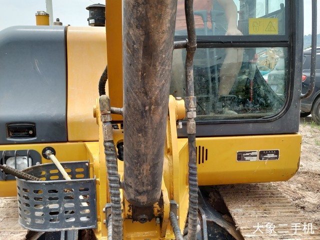 徐工 XE60D 挖掘机