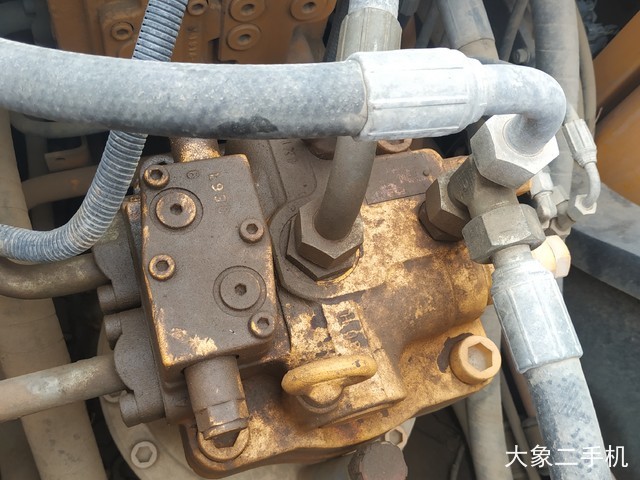 三一重工 SY235C-8S 挖掘机