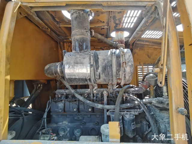 龙工 LG833N高卸王（国三） 装载机