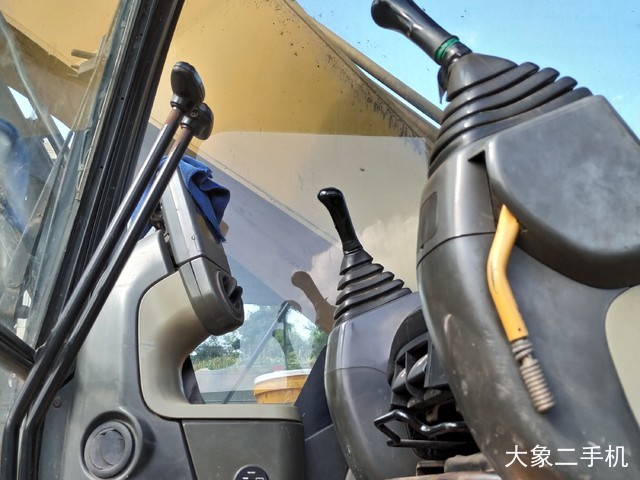 卡特彼勒 329D 挖掘机