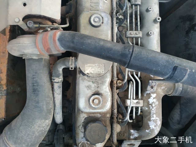 三一重工 SY215C 挖掘机