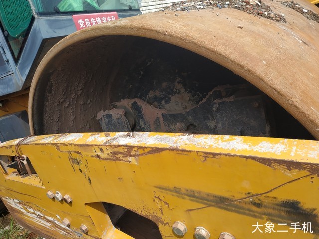 徐工 XS262J 压路机