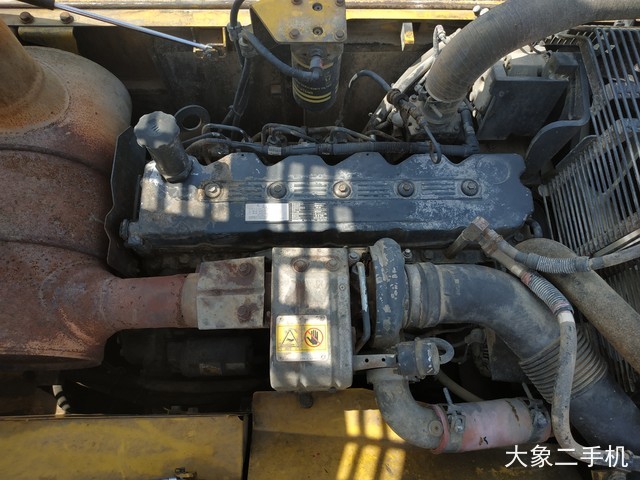 小松 PC220-8M0 挖掘机