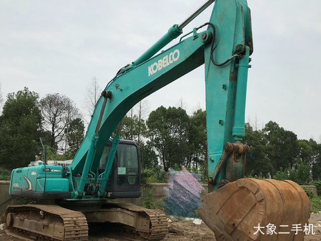 神钢 SK350LC-8 挖掘机