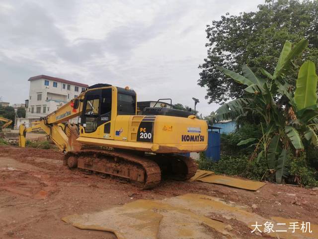 小松 PC200-8N1 挖掘机