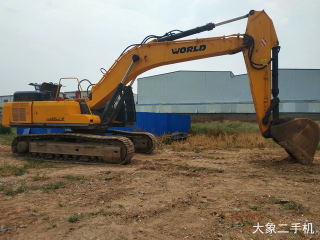 沃得重工 W2425LC-8 挖掘机