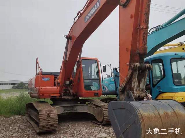 斗山 DH225LC-9 挖掘机