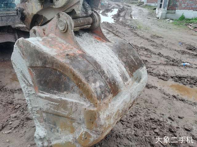 日立 ZX130-5A 挖掘机