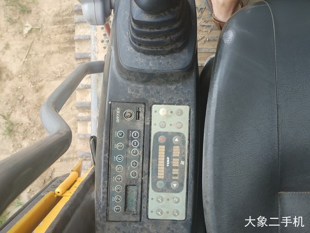 徐工 XE370CA 挖掘机
