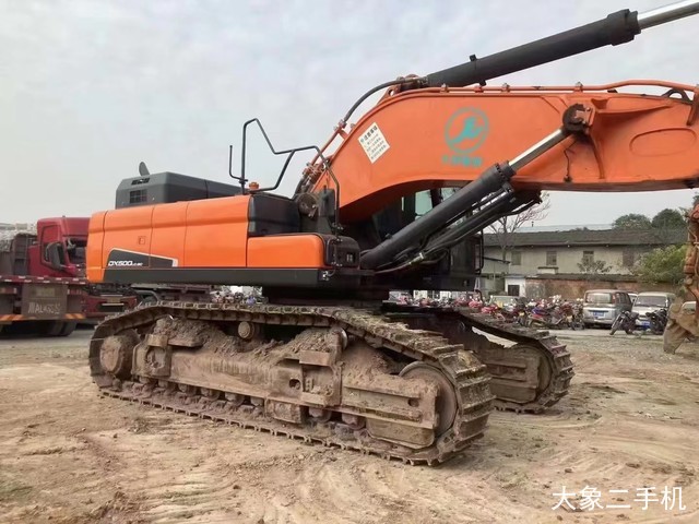 斗山 DX500 挖掘机