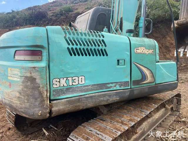 神钢 SK130-8 挖掘机