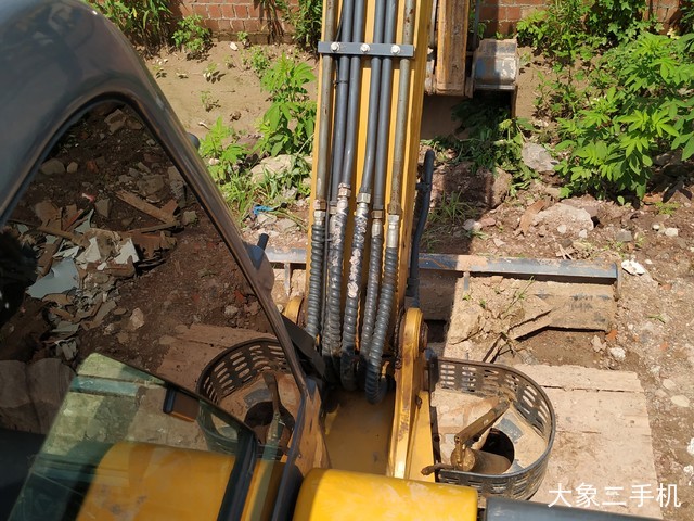 徐工 XE60D 挖掘机