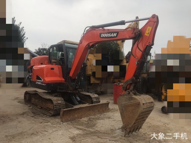 斗山 DX60-9C 挖掘机