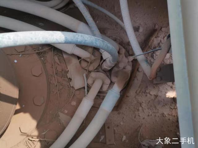 卡特彼勒 323DL 挖掘机