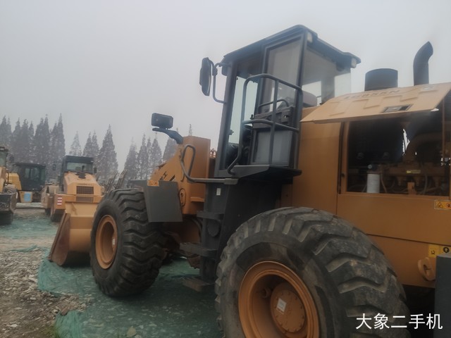 龙工 LG855 装载机