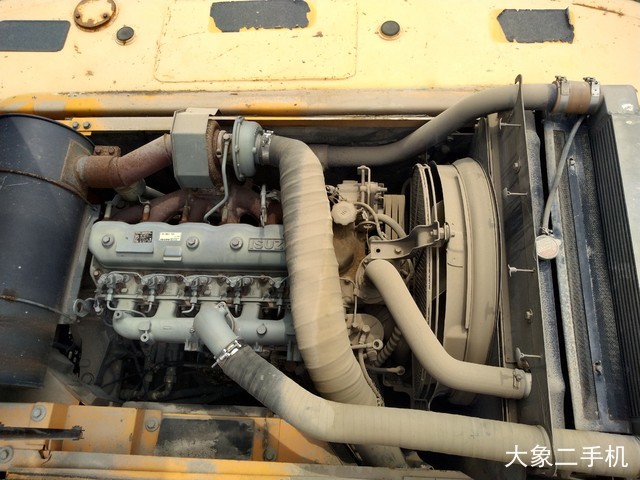 三一重工 SY225C 挖掘机