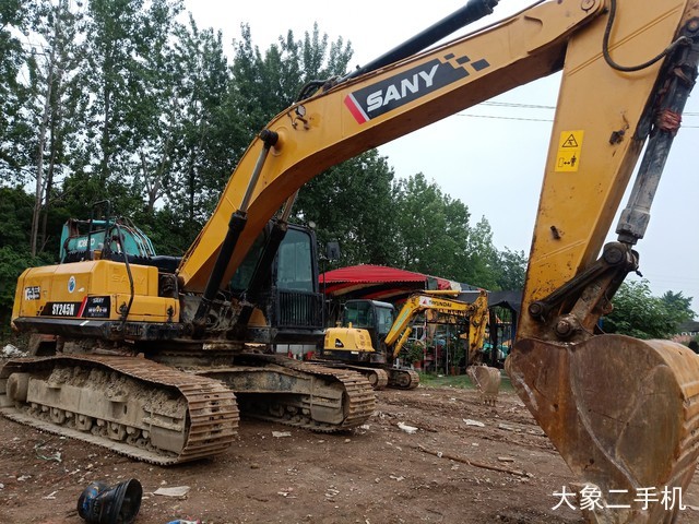 三一重工 SY245H 挖掘机
