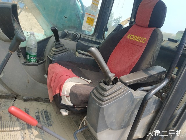 神钢 SK250LC-8 挖掘机