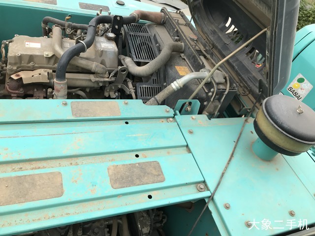 神钢 SK210LC-8 挖掘机