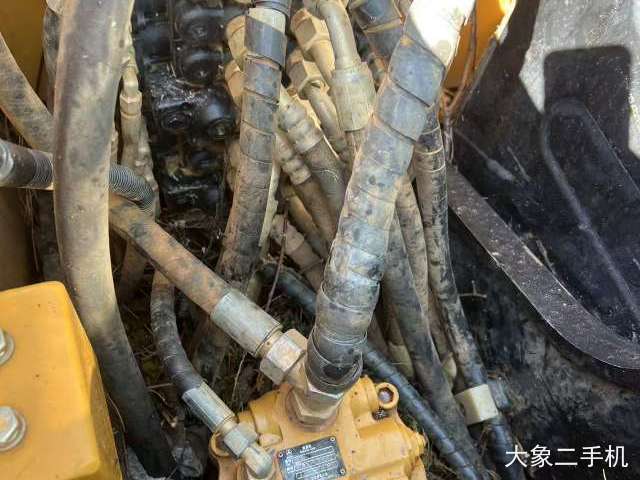 三一重工 SY75C-8 挖掘机