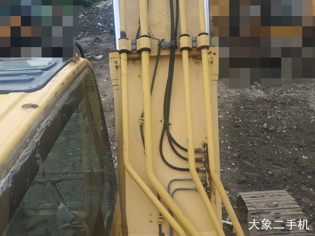 小松 PC240LC-8 挖掘机