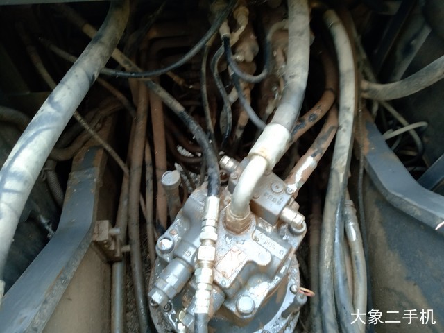 住友 SH240-5 挖掘机